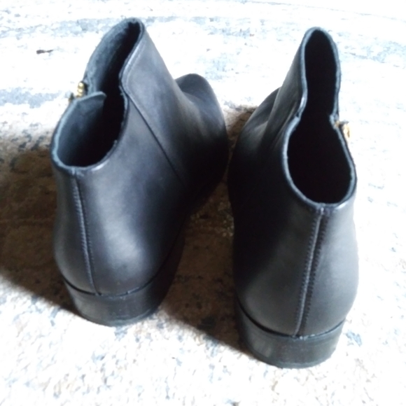 Nisolo | Lana Ankle Boots in Black - Picture 9 of 13
